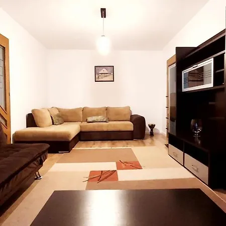 Park Apartment *